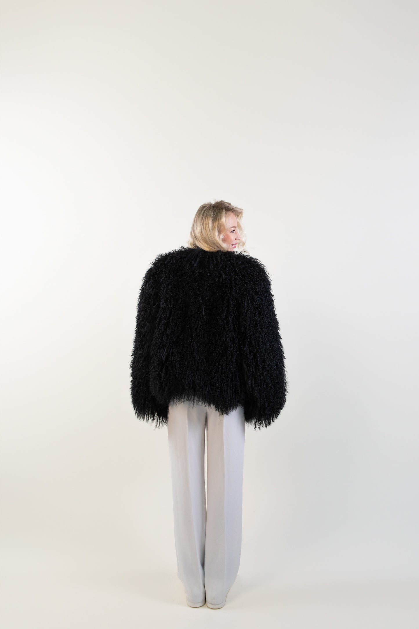 SKLADEM Kožich Mongolian Sheep, Černý, Vel. L