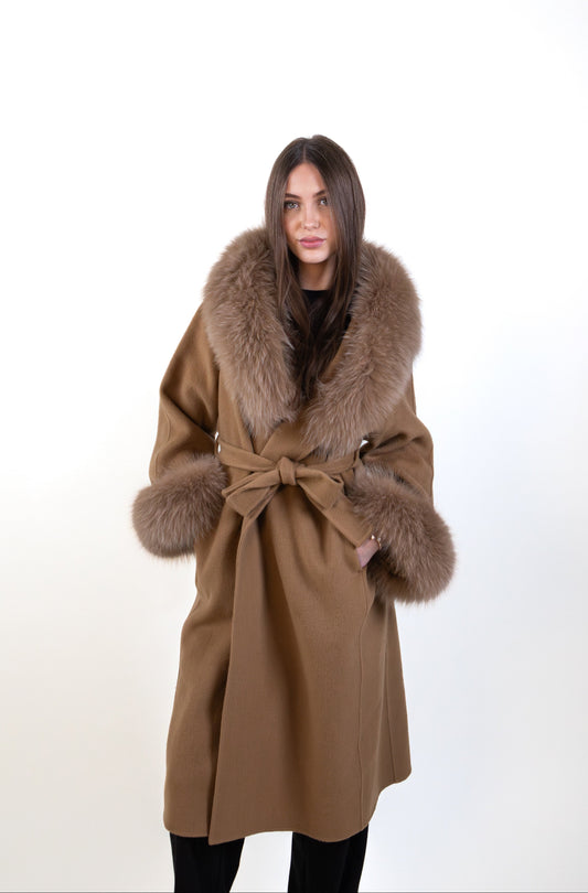 Королевская лисья шуба